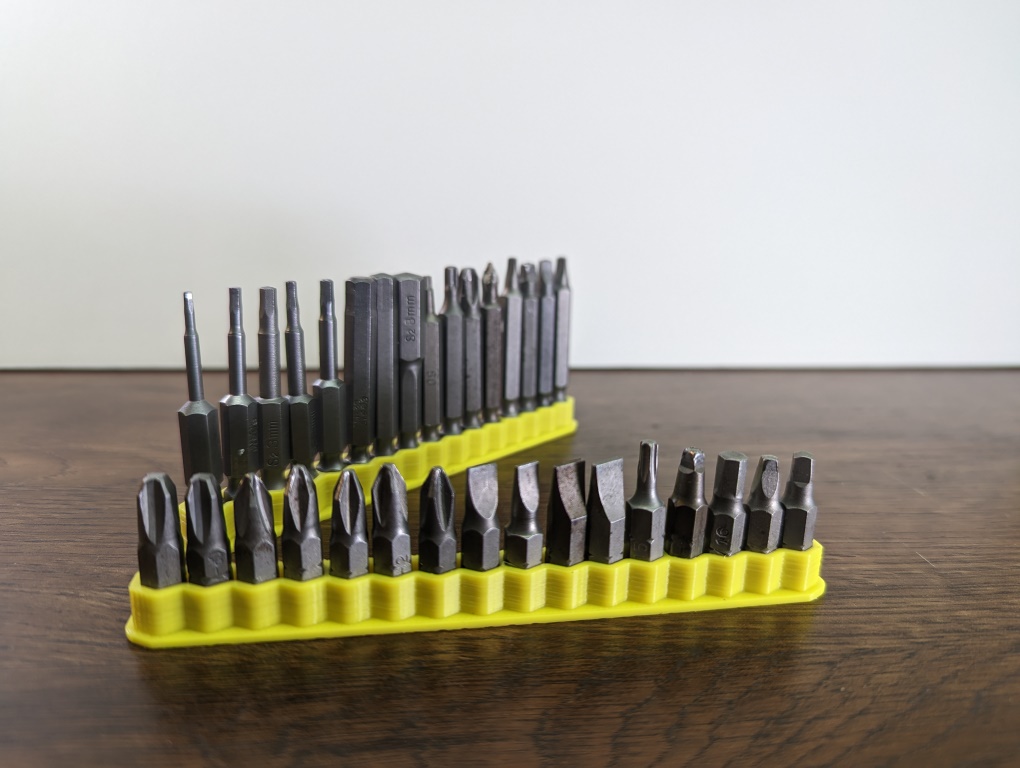 Screwdriver bit holder